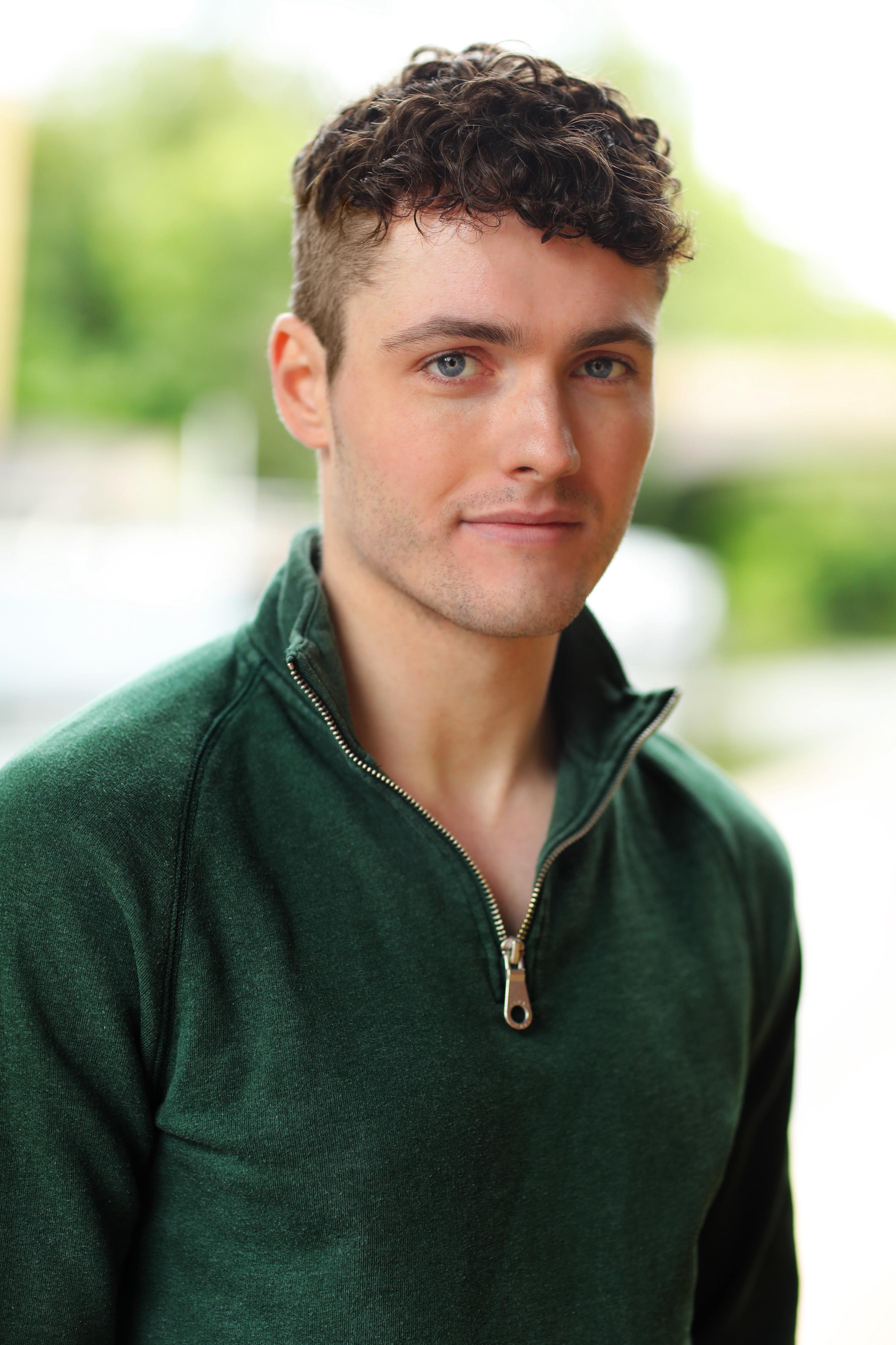 Tom Lewis